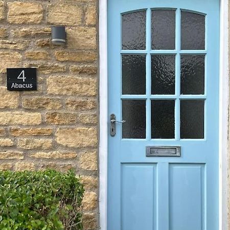 Abacus Cottage Whitwell-on-the-Hill Exteriör bild